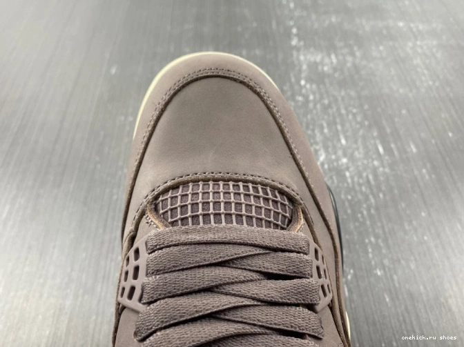 Rep 4 MANIERE AIR JORDAN VIOLET RETRO DV6773-220 ORE MA A 0523